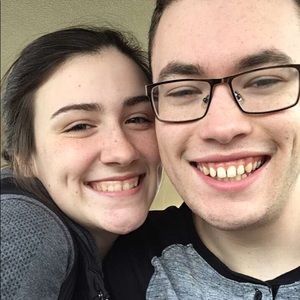 Meet your Posher, Peyton